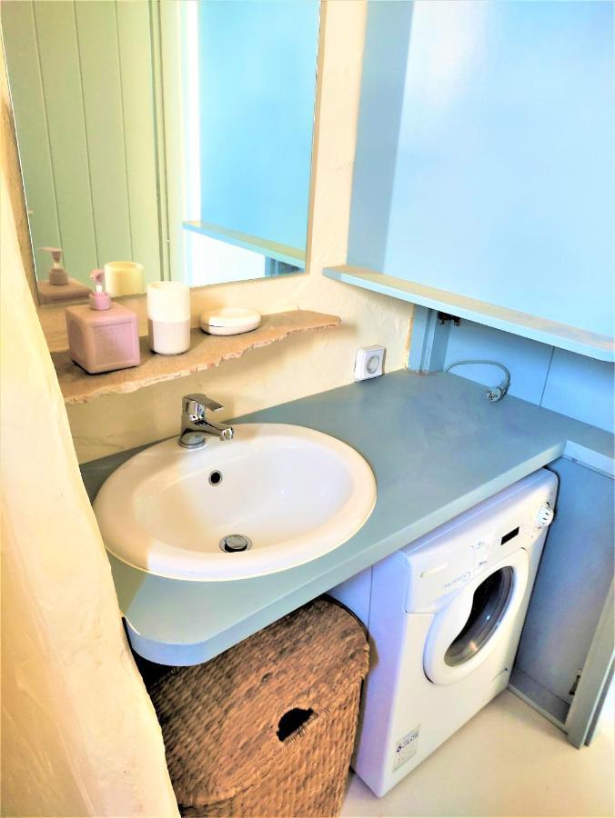 Mosaic Apartment *